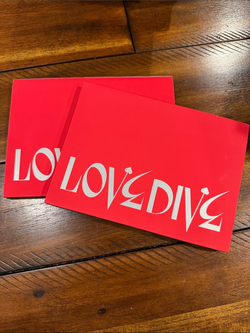 Ive the 2nd single album Love Dive